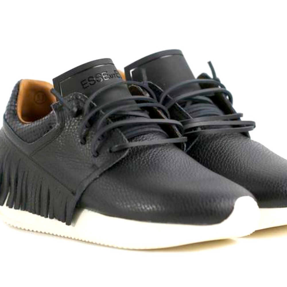 Black ESSEutESSE Fringe Sneakers